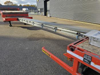 F-S44-/ 4 x STEERING / HYDRAULIC RAMPS / EXTENDABLE